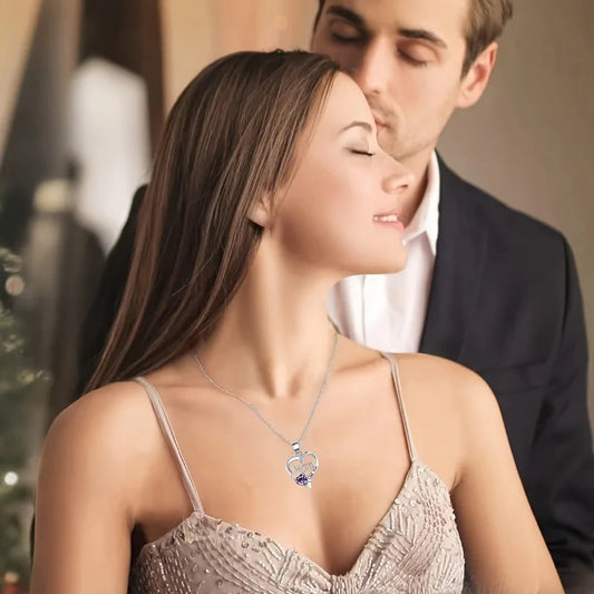 Elegant Style Heart shaped Pendant Necklace Hollow Design Mother's Day Gift Party Suitable for Best Friends Without Box